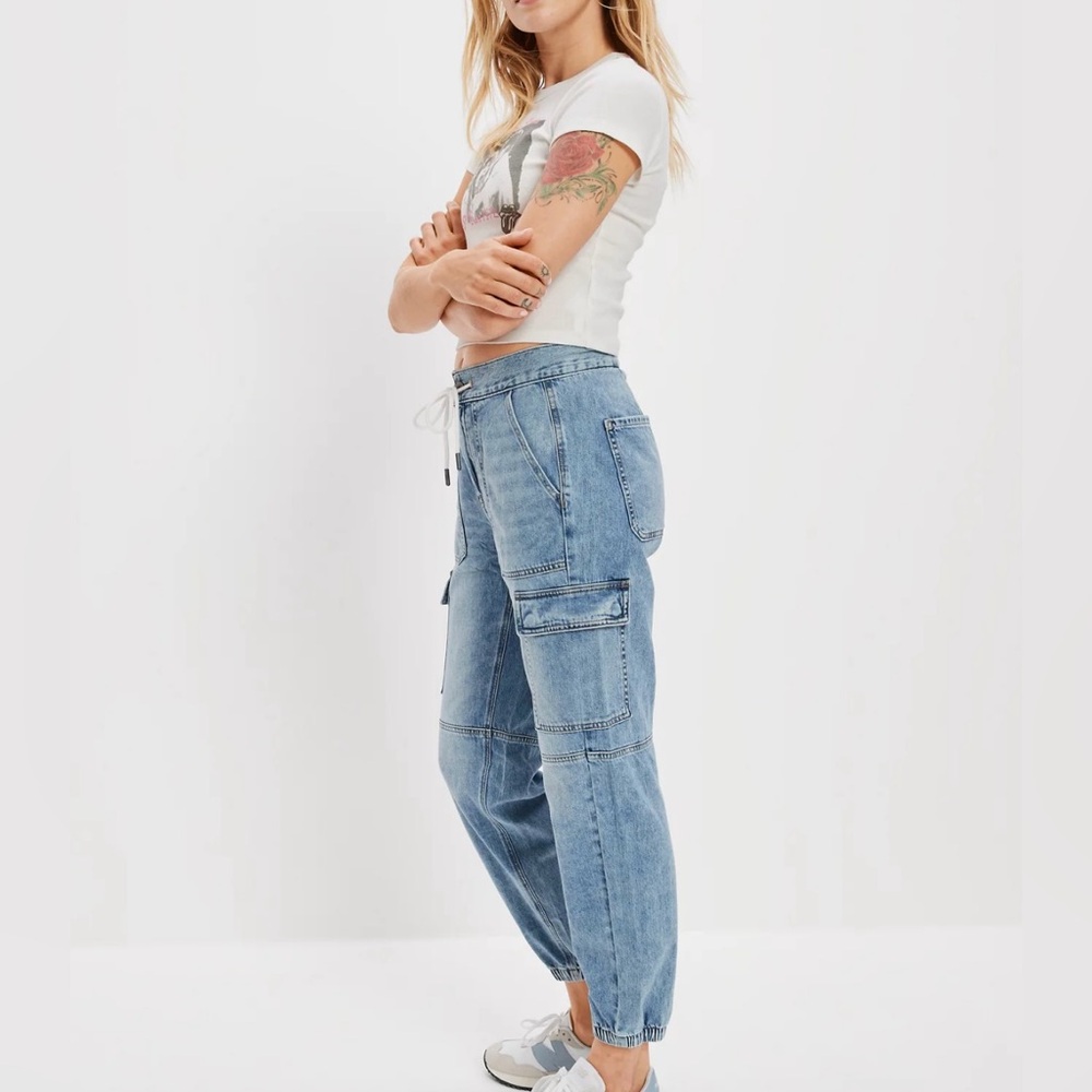 American Eagle | Super High Waisted Cargo Denim Joggers w/ Drawstring | 000 Reg